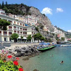 Otel La Bussola, Amalfi